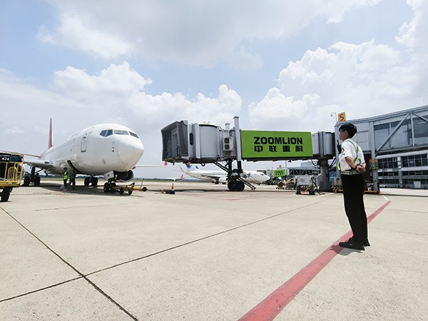 黃花國際機場監護隊員執勤風采