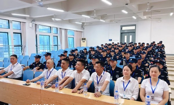 長沙紅光保安服務有限公司,長沙安保服務,長沙安全服務,長沙非武裝押運,勞務派遣服務 長沙紅光保安服務有限公司,長沙安保服務,長沙安全服務,長沙非武裝押運,勞務派遣服務