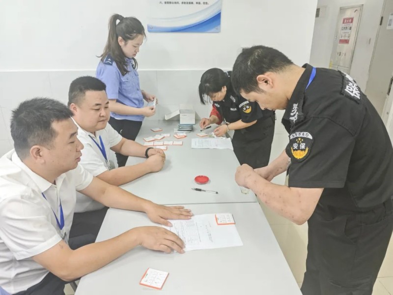 長沙紅光保安服務有限公司,長沙安保服務,長沙安全服務,長沙非武裝押運,勞務派遣服務