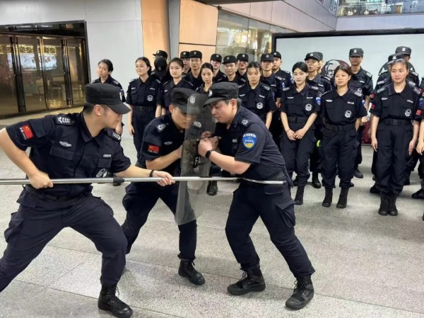 長沙紅光保安服務有限公司,長沙安保服務,長沙安全服務,長沙非武裝押運,勞務派遣服務 長沙紅光保安服務有限公司,長沙安保服務,長沙安全服務,長沙非武裝押運,勞務派遣服務