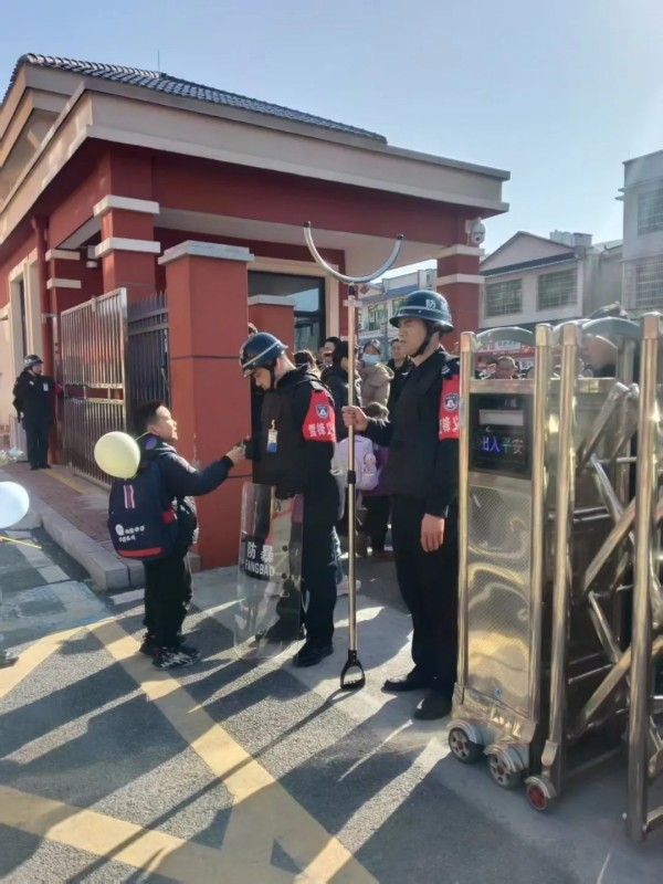 長沙紅光保安服務(wù)有限公司,長沙安保服務(wù),長沙安全服務(wù),長沙非武裝押運,勞務(wù)派遣服務(wù)
