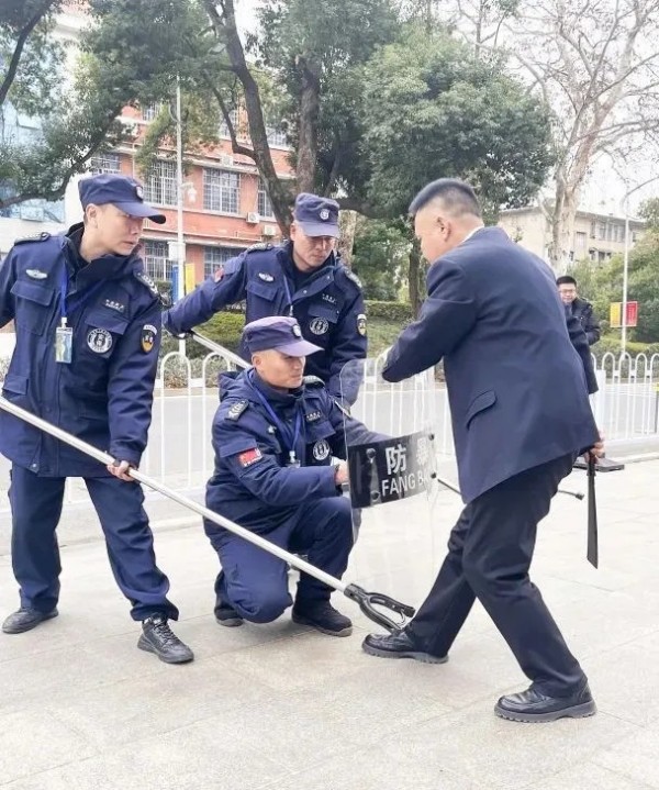 長沙紅光保安服務有限公司,長沙安保服務,長沙安全服務,長沙非武裝押運,勞務派遣服務